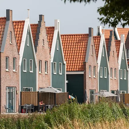Restyled On The Markermeer Tatil Evi